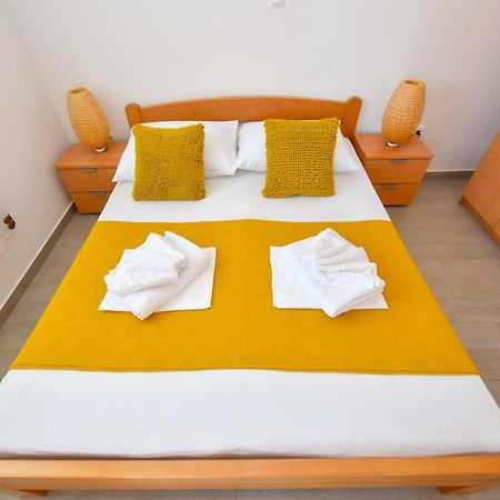 Apartments Yoko 诺瓦利娅 外观 照片